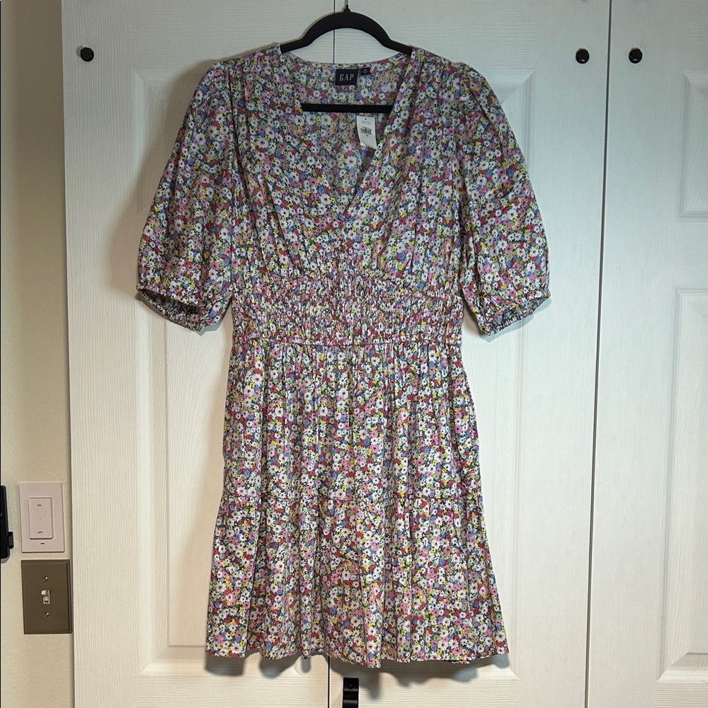 NWT-GAP SPRING Floral Mini Dress with POCKETS!